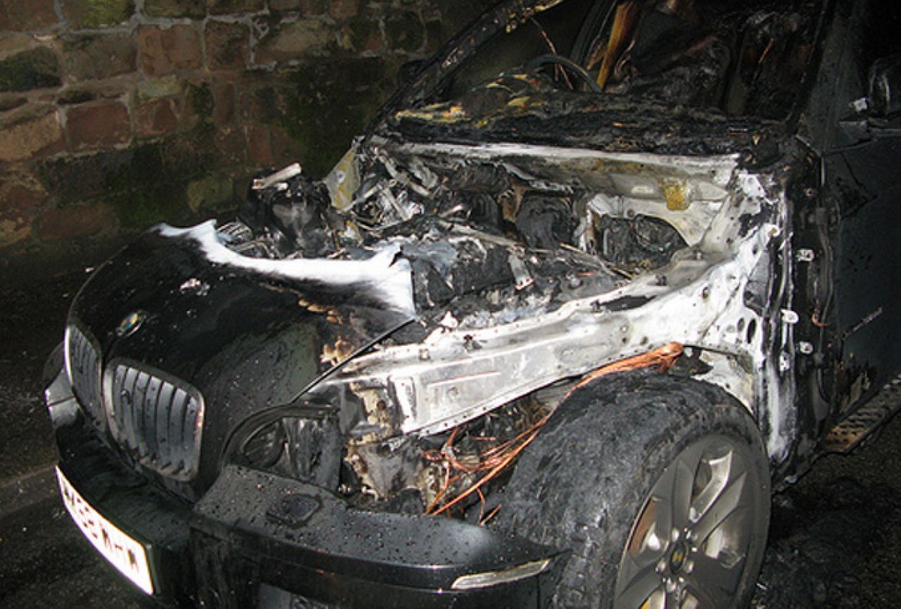 Jaka eksplozija kod Čapljine, uništen automobil