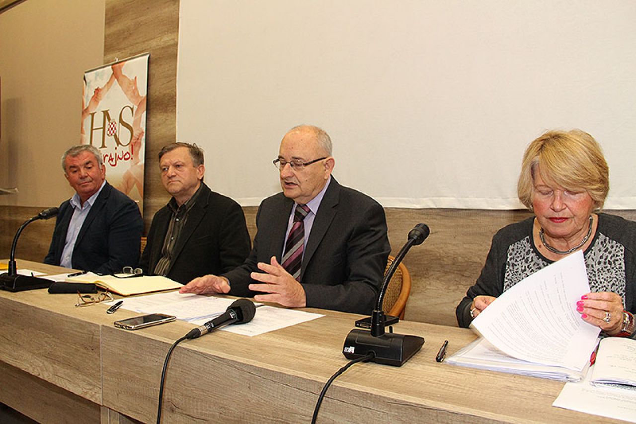 Glavno vijeće HNS-a raspravlja o sudskim procesima protiv hrvatskih branitelja
