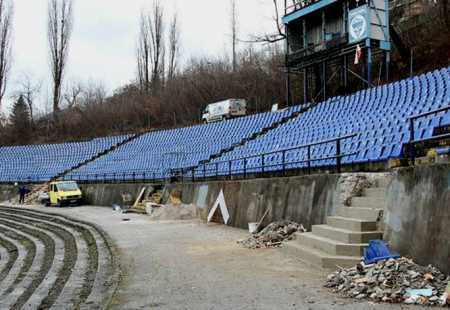 https://storage.bljesak.info/article/177872/450x310/grbavica-radovi-stadion.jpg