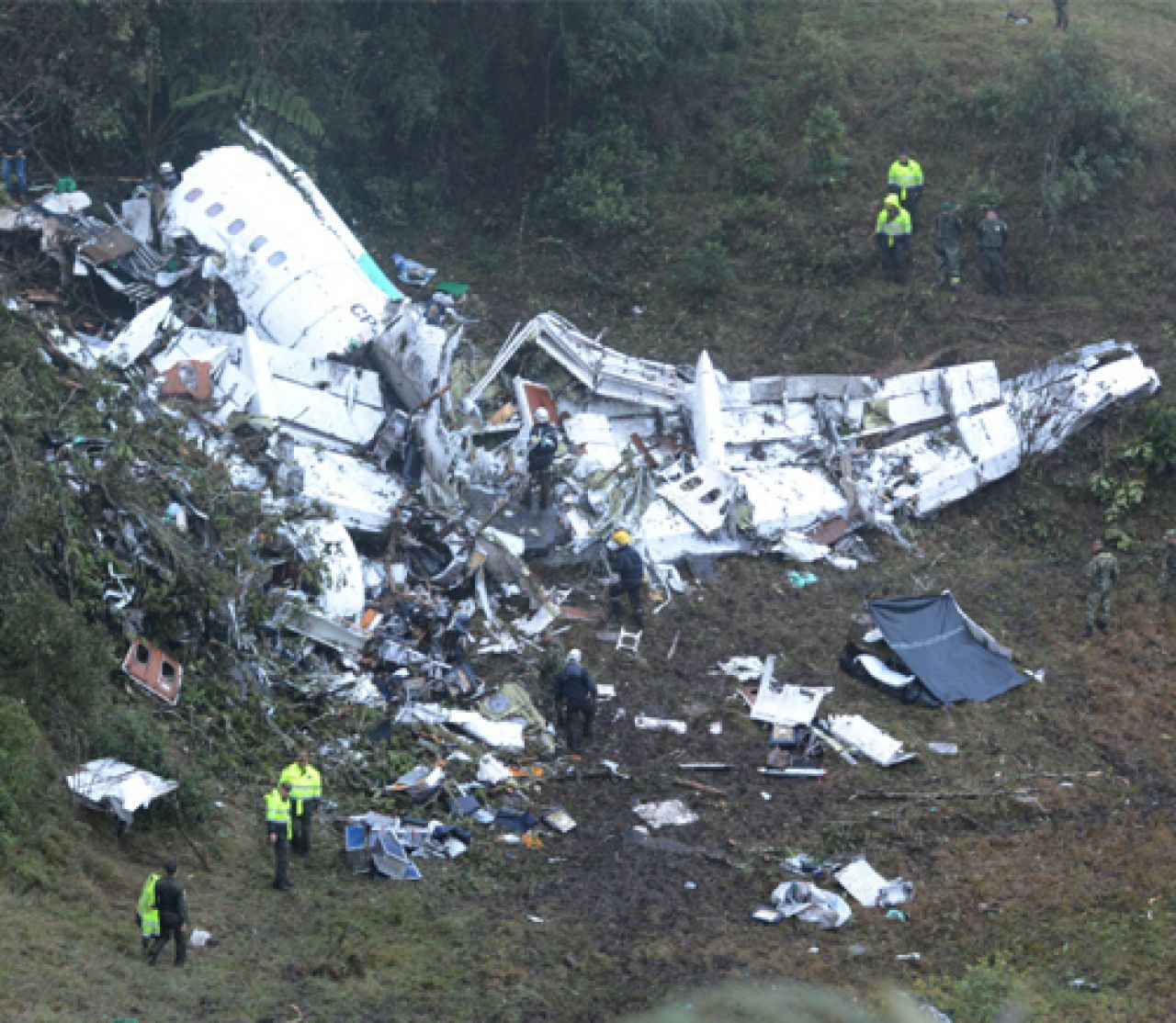 U Medellin stiglo izaslanstvo za nadzor i pomoć pri istrazi avionske nesreće