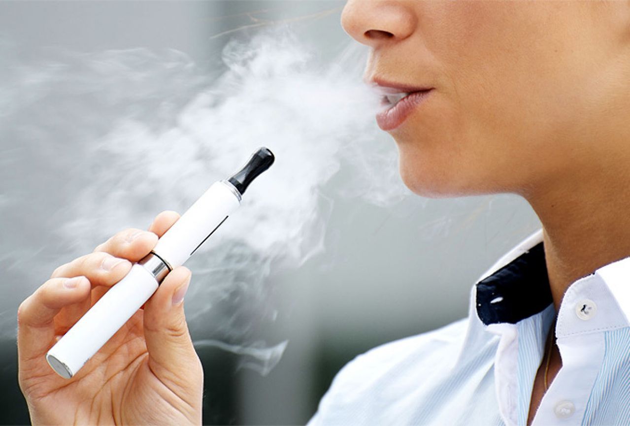 E-cigarete štete zubima kao i klasične