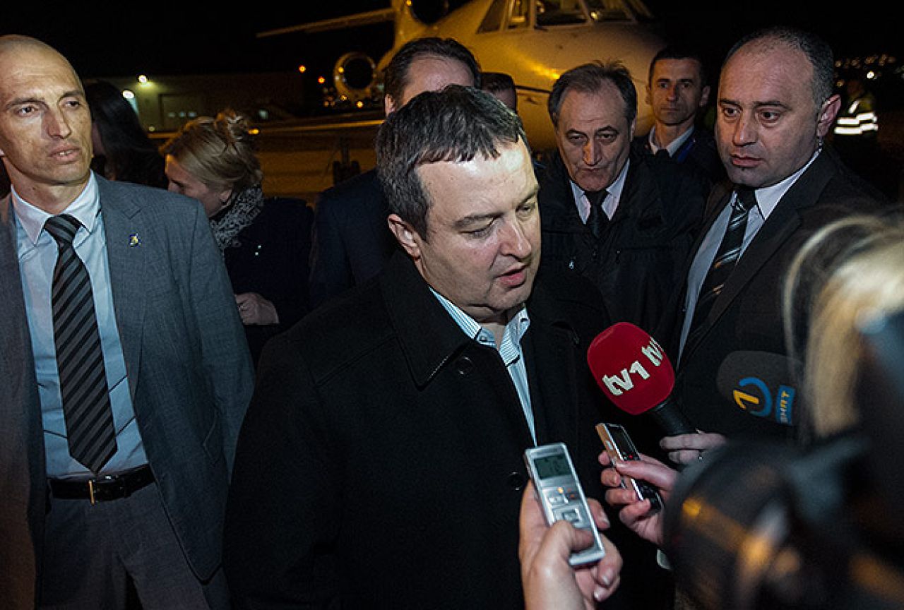 Dačić napustio skup u Varšavi zbog kosovskog ministra