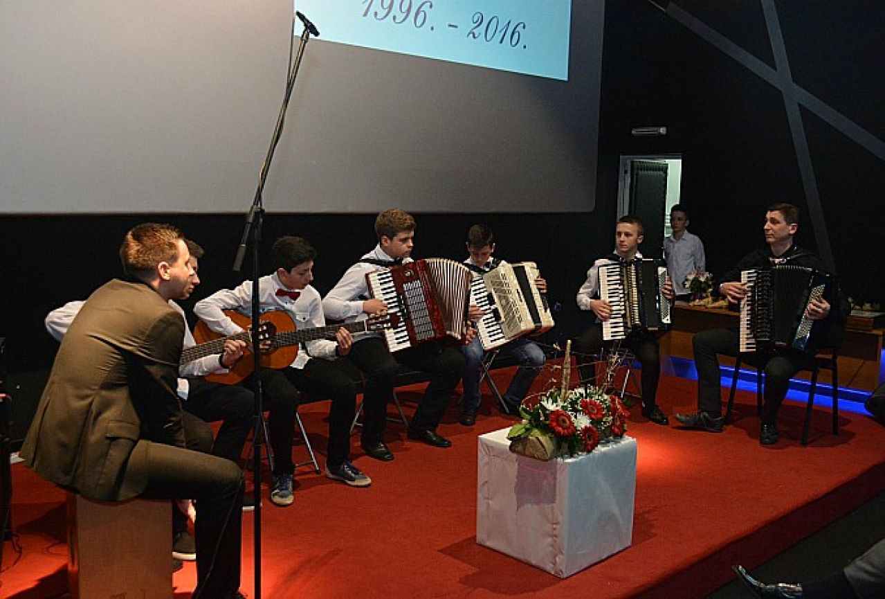 Mladi glazbenici pripremaju koncert 'U susret Božiću'