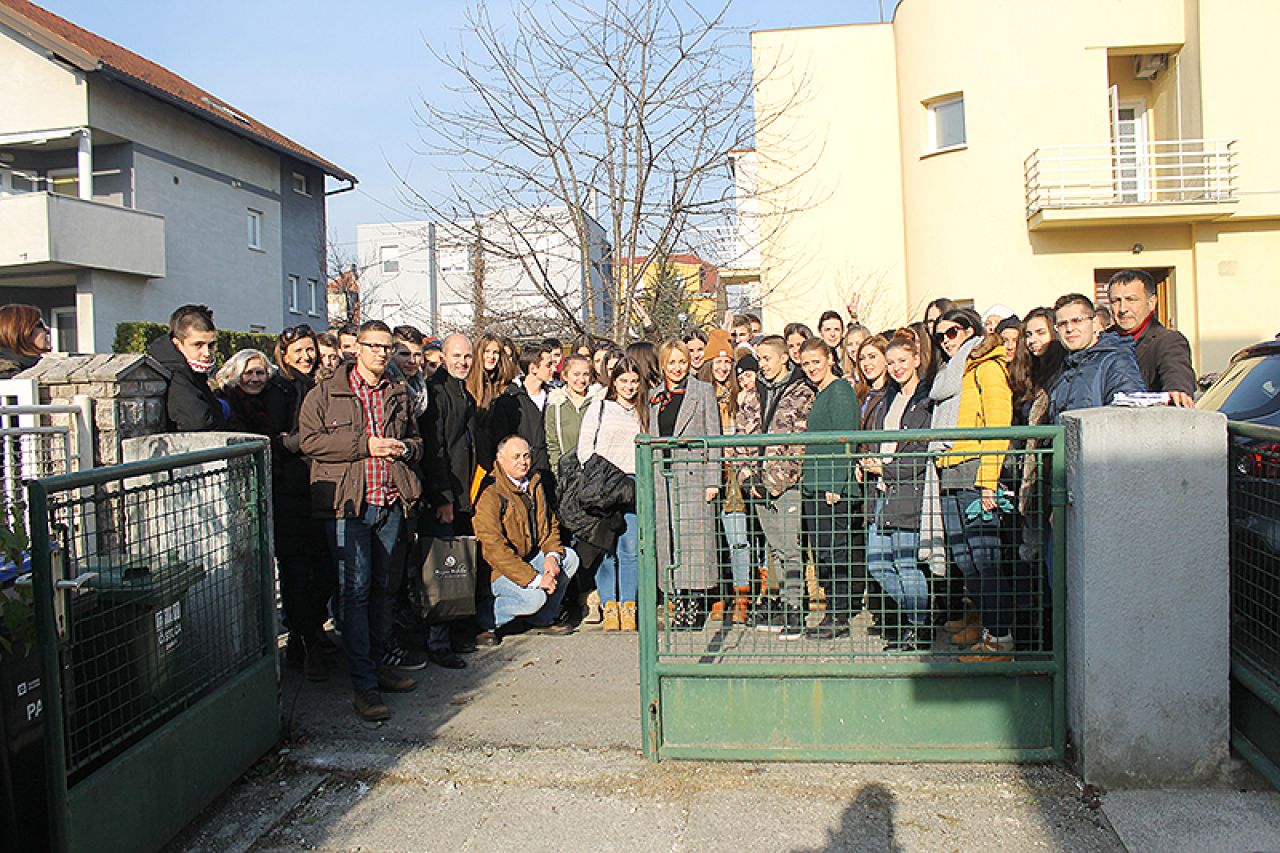 Učenici Srednje građevinske škole iz Mostara posjetili Mirjanu Mikulec