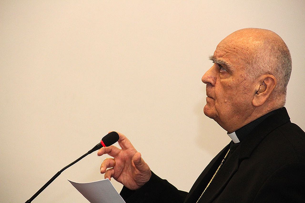 Biskup Perić održao predavanje o nadbiskupu Stepincu i Paveliću