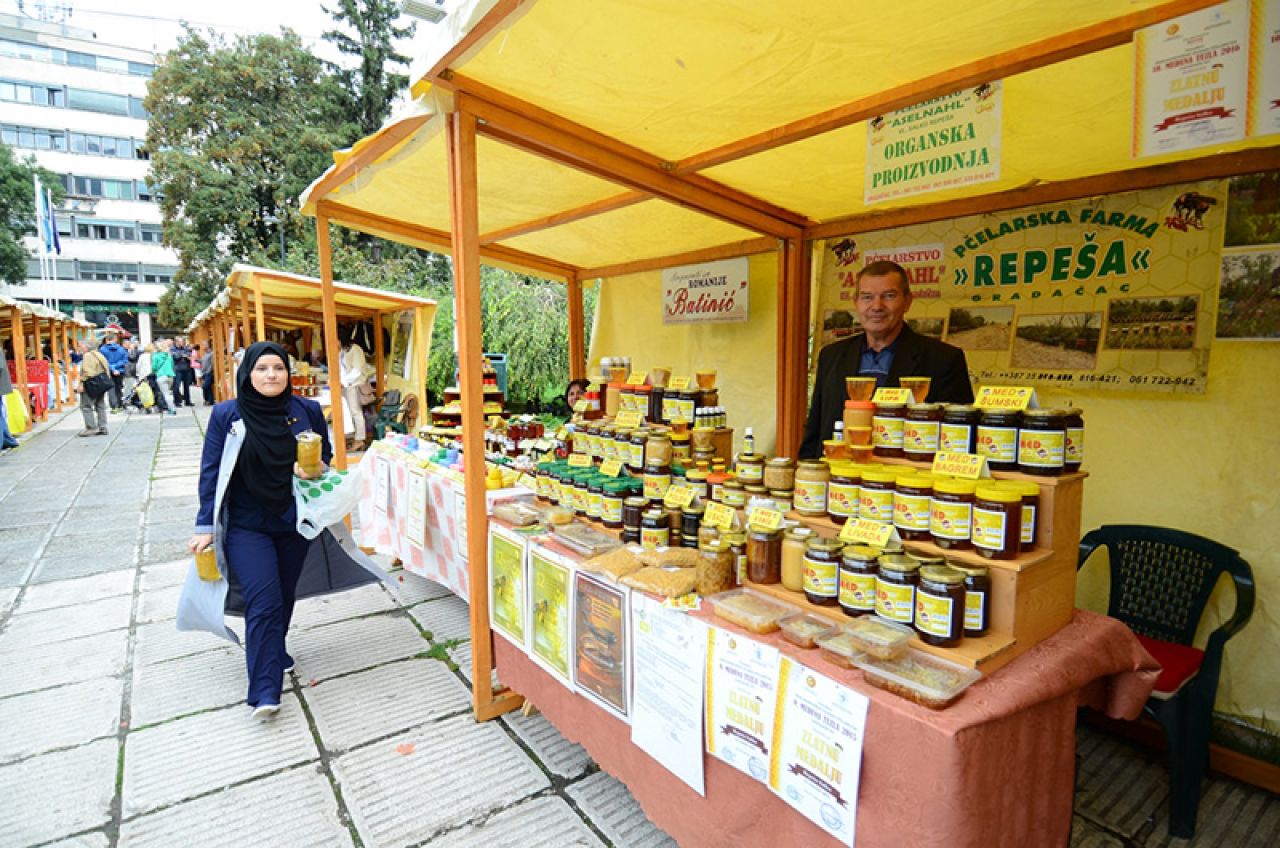 Pčelarstvo u BiH ne može podmiriti ni potrebe domaćeg tržišta