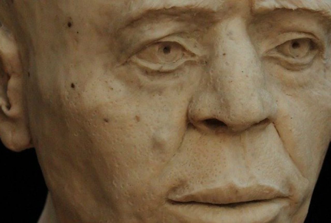 Rekonstruirano lice 9 i pol tisuća godina starog čovjeka iz neolitika  