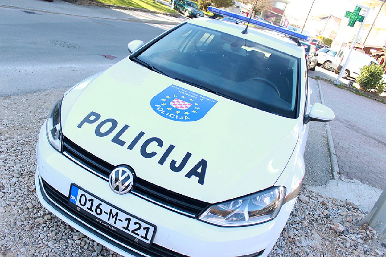 Policija u Širokom Brijegu pronašla dva ukradena vozila