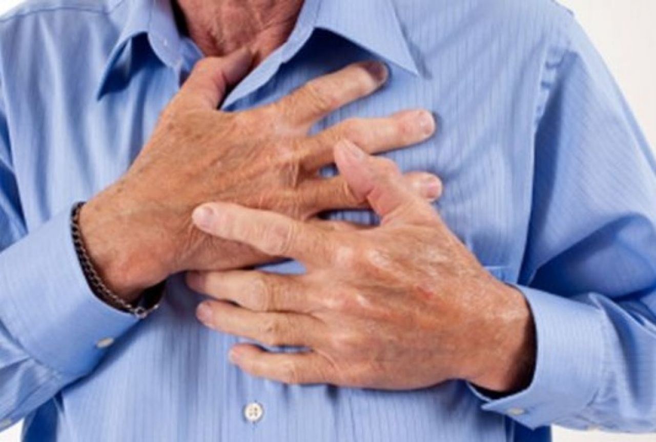 Ovih 6 znakova najava su srčanog udara tjednima ranije