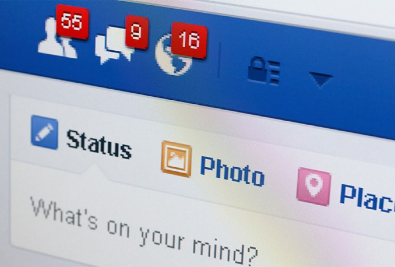 Zašto je Facebook plave boje?