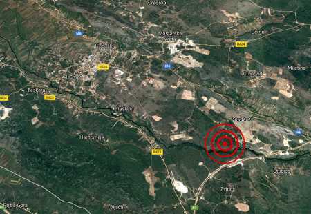 https://storage.bljesak.info/article/181325/450x310/potres-kravica-mapa.jpg
