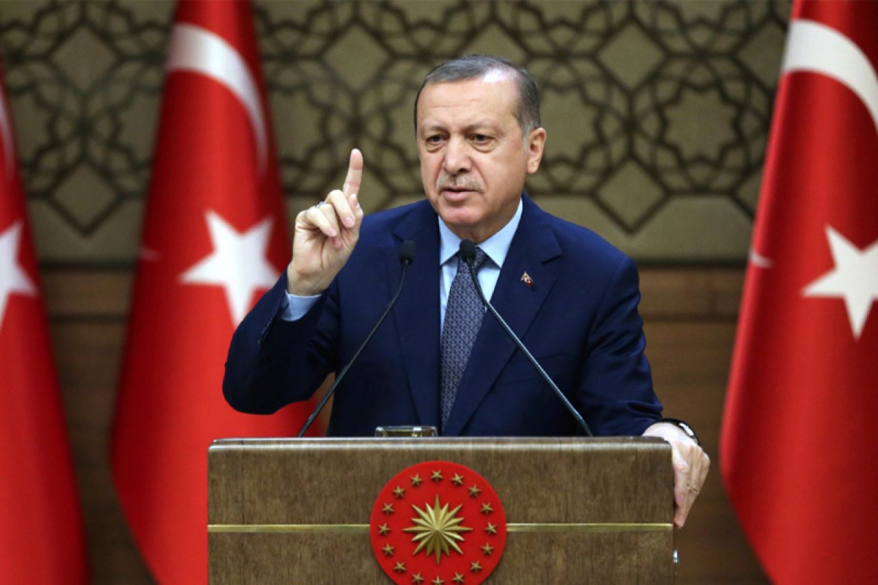 Erdogan: Imamo dokaze da Amerika podržava ISIL i Kurde