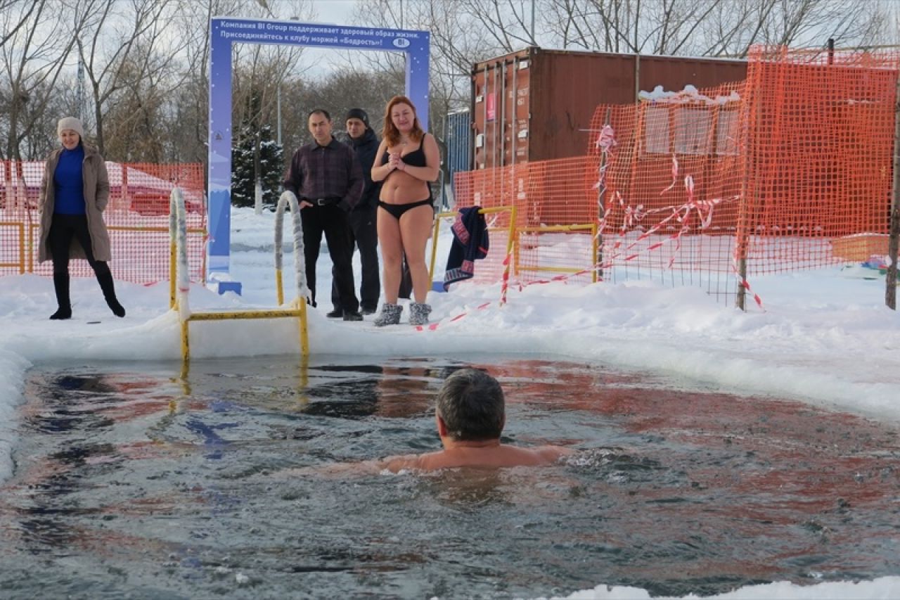 Nesvakidašnja borba protiv umora i lijenosti: Kupanje u ledenoj rijeci