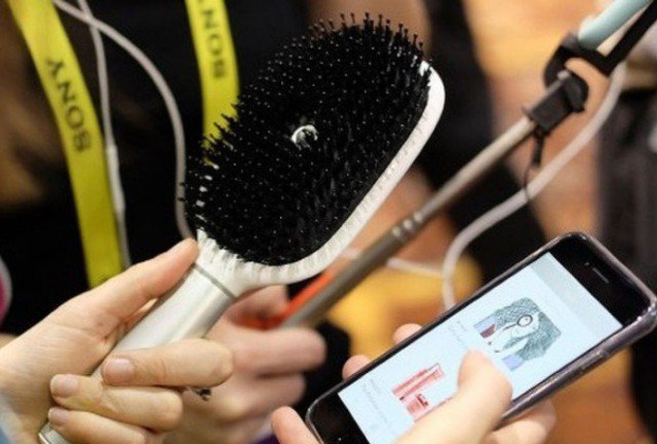 Hair Coach: Prva pametna četka za kosu na svijetu