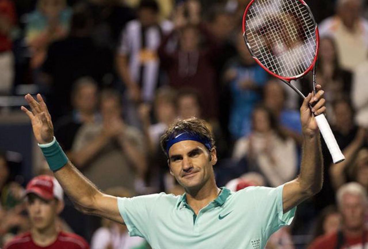 Federer sjajnom partijom doveo Švicarsku u vodstvo protiv Francuske