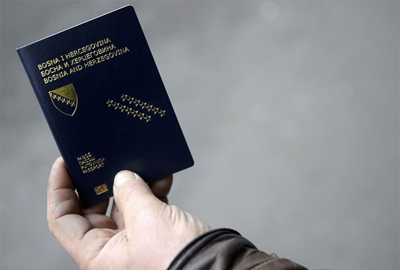Još malo pa nestalo: Bh. građanima putovnice do 21. ožujka