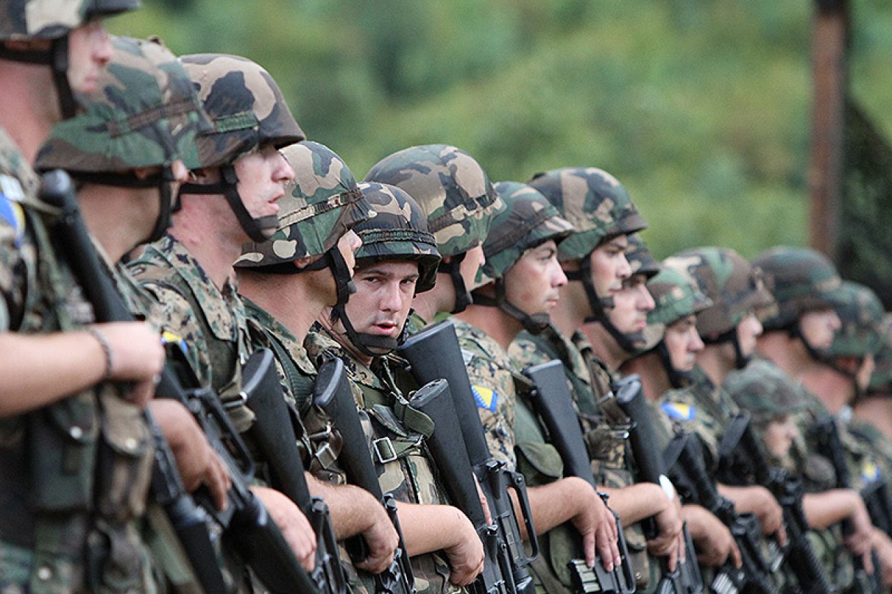 Prepali se NATO-a: Vojska neće u Banja Luku!