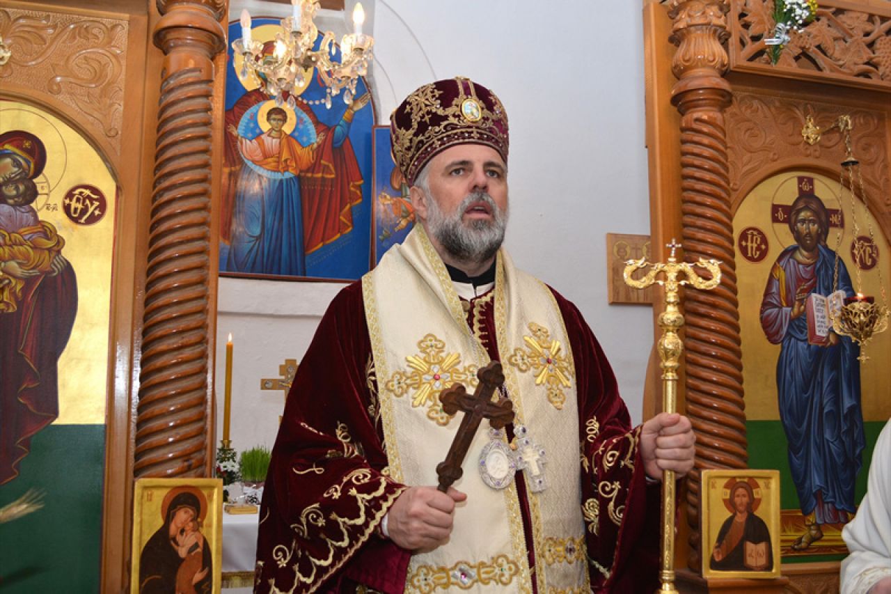 Vladika Grigorije poručio iz Mostara: Zagrijte srca i otvorite ih za Boga