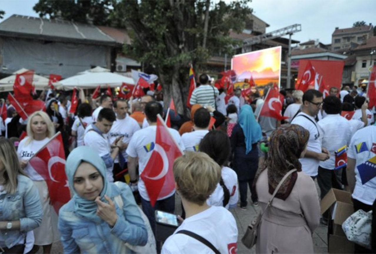 Turska je 'najomiljenija' država bosanskih muslimana