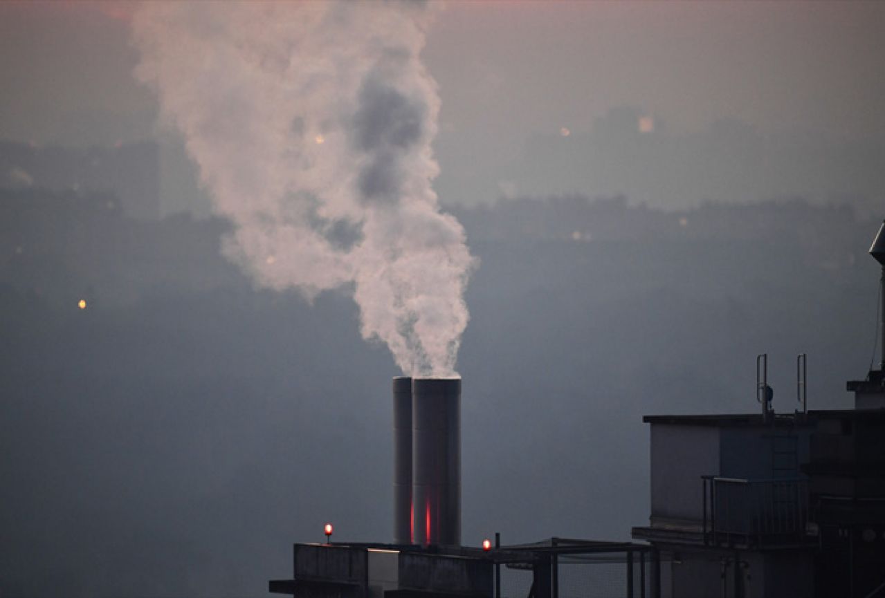 Opet raste razina zagađujućih materija u zraku