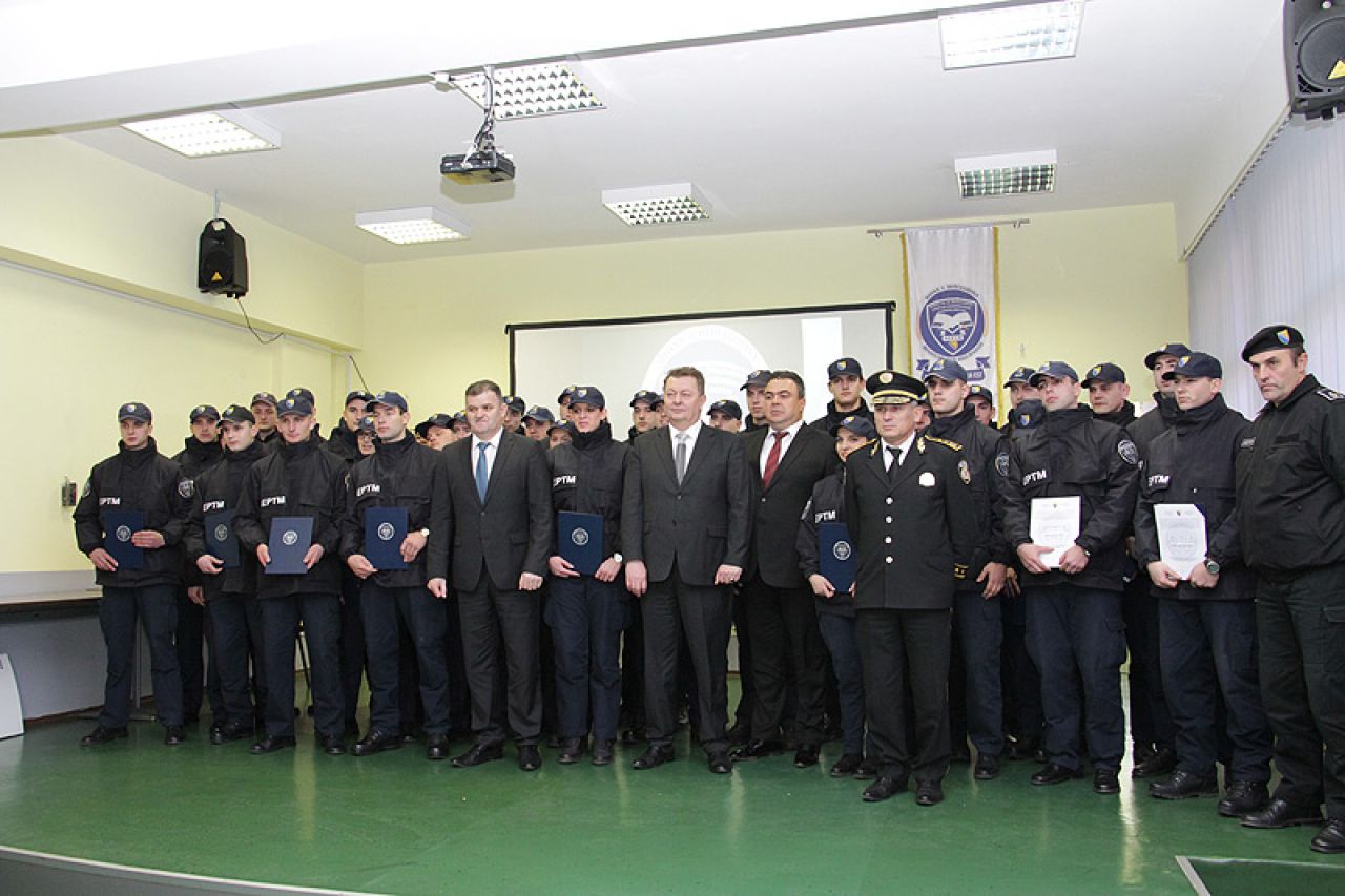 Policijske snage pojačane za 36 novih službenika