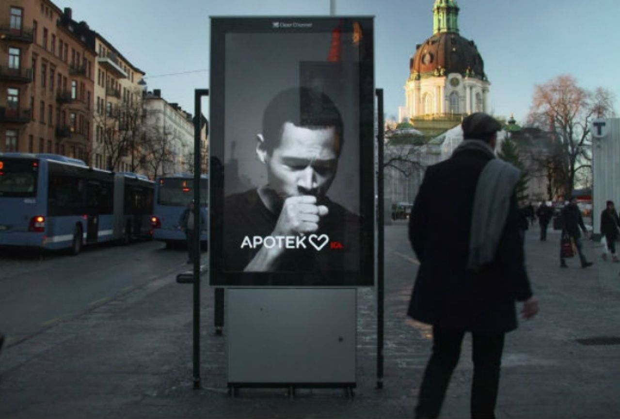 Inovativna antipušačka kampanja: Lik koji zakašlje u blizini osobe koja puši cigaretu