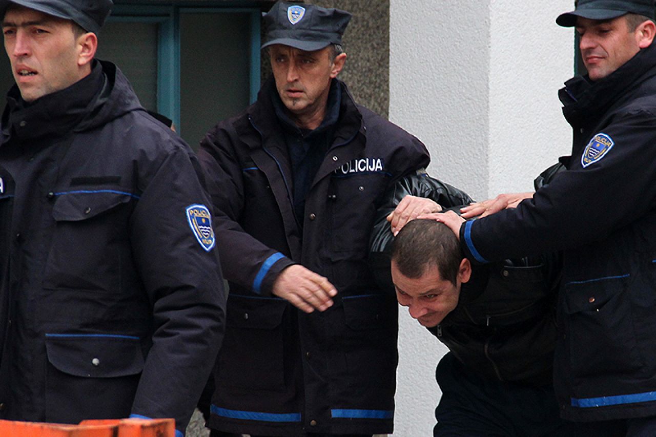 VIDEO | Policija ulovila pljačkaša iz Mostara