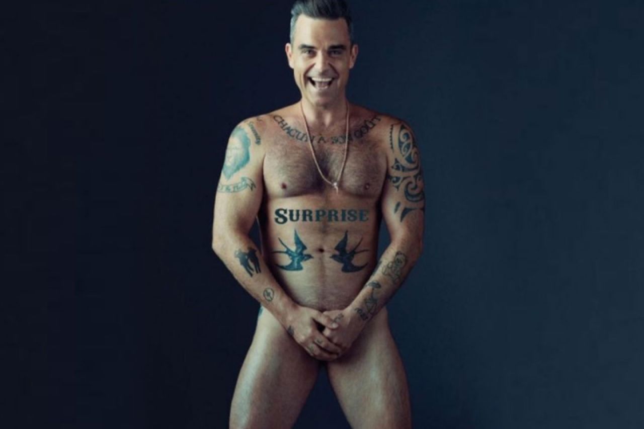 Robbie Williams se ponovno slikao bez odjeće