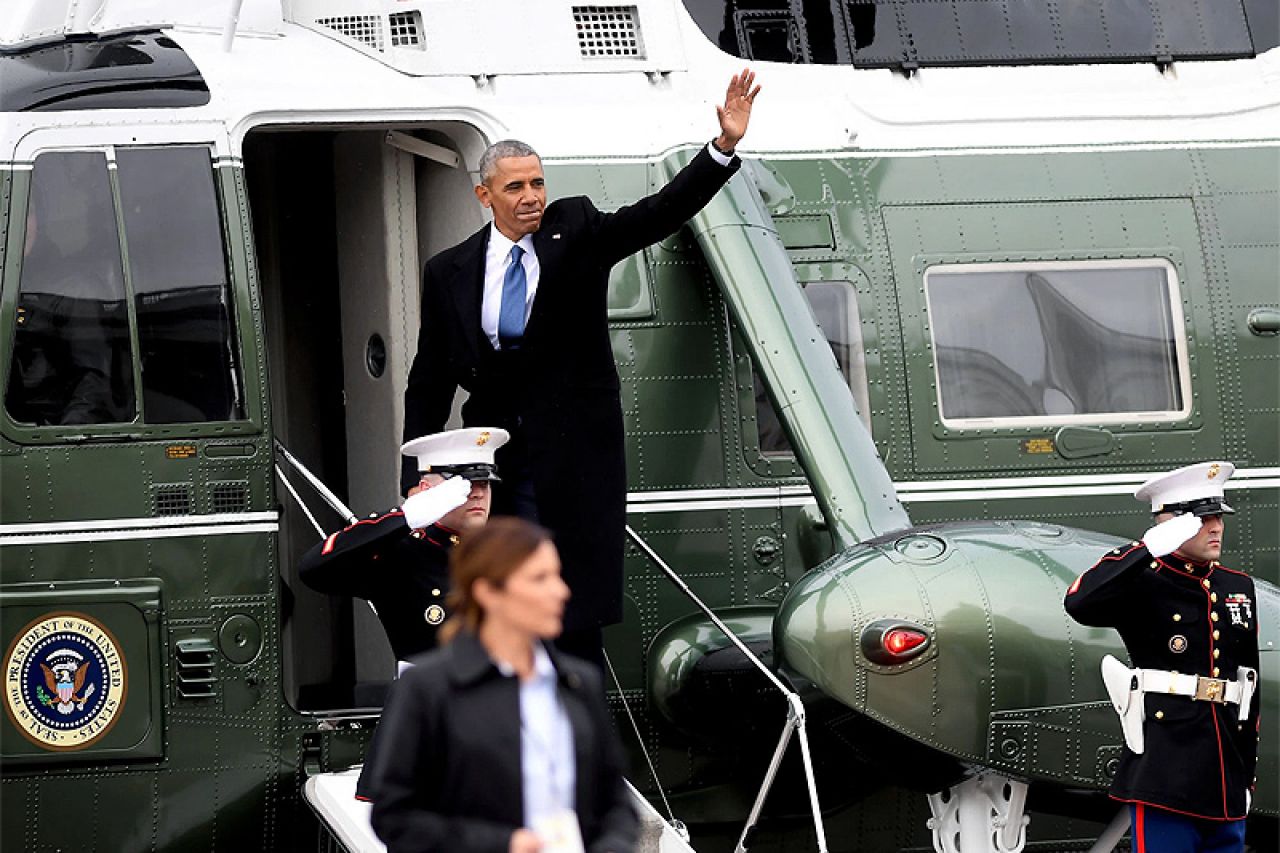 Kako je Obama 'jedva preživio' dan nakon inauguracije