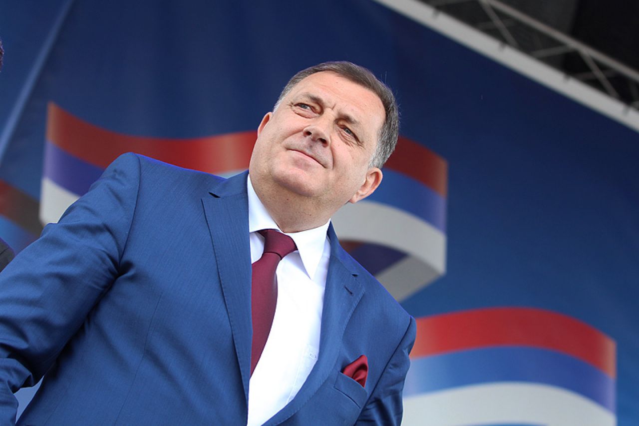 Europska unija neće uvesti sankcije Miloradu Dodiku