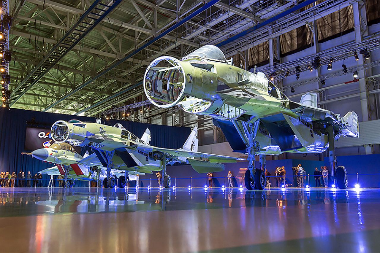 VIDEO | Rusija predstavila svijetu novi lovac MiG-35
