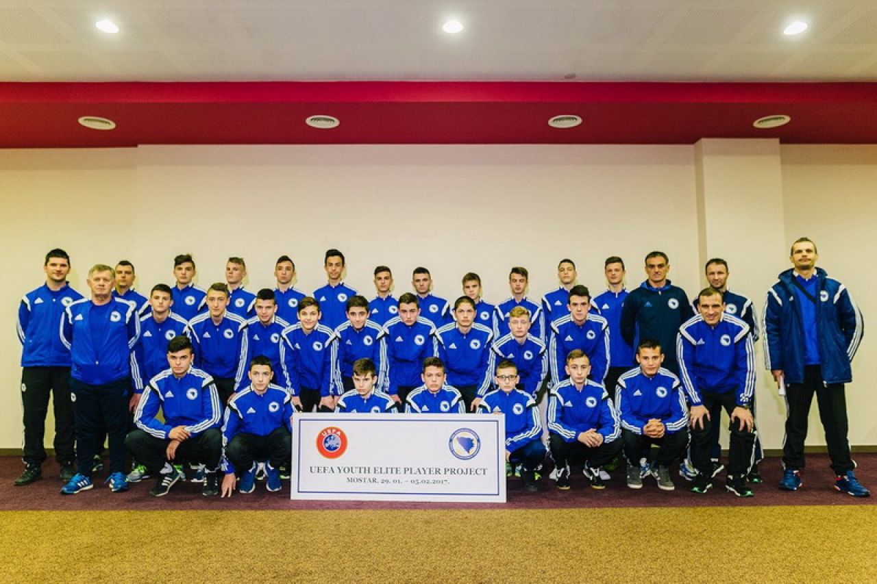 U Mostaru počeo kamp za omladinske elitne nogometaše