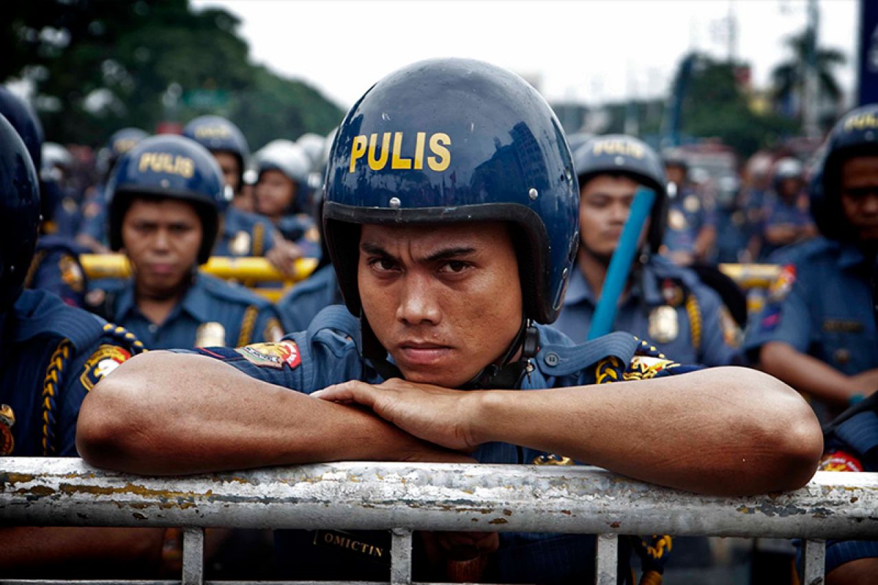 Filipini obustavljaju rat protiv droge dok ne "očiste korumpiranu policiju"