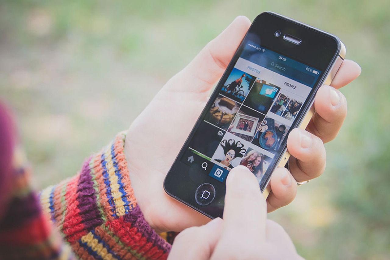 Instagram će omogućiti objavu foto albuma
