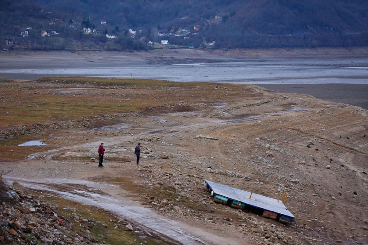 Stručni tim PMF-a: Nema dokaza o ekološkoj katastrofi na Jablaničkom jezeru