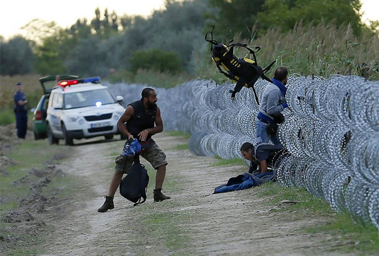Mađarska najavila drugu liniju ograde prema Srbiji