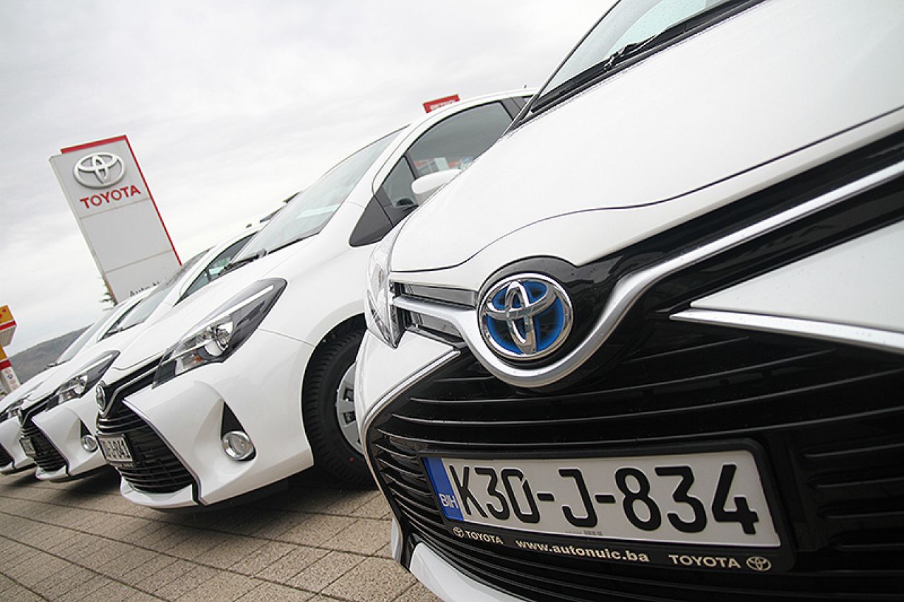 Toyota isporučila 10 milijuna hibrida