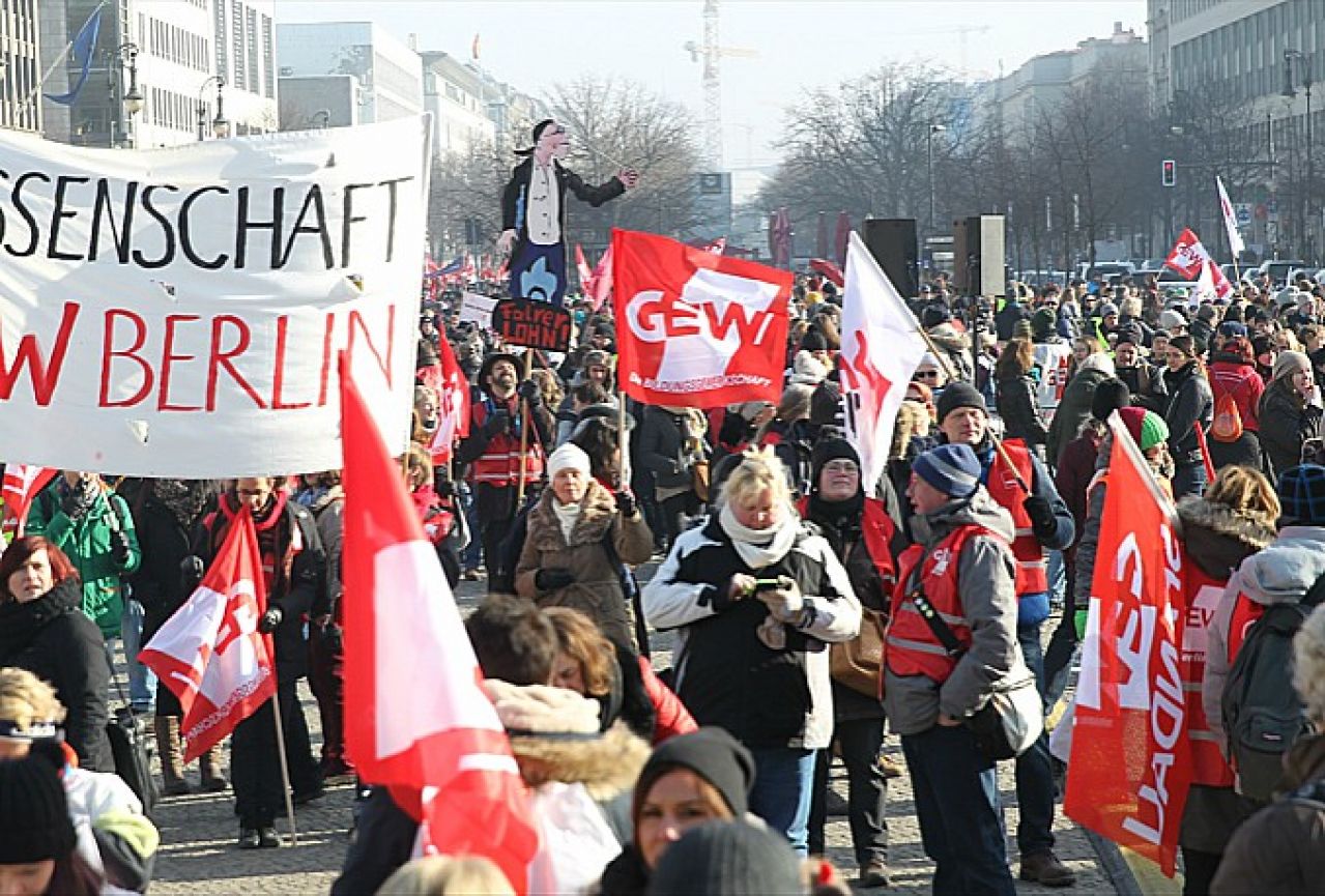 Njemačka: Štrajk državnih službenika