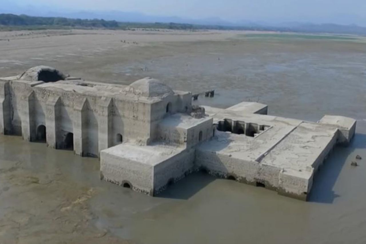 VIDEO | Zbog velike suše 'izronio' hram iz 16.stoljeća