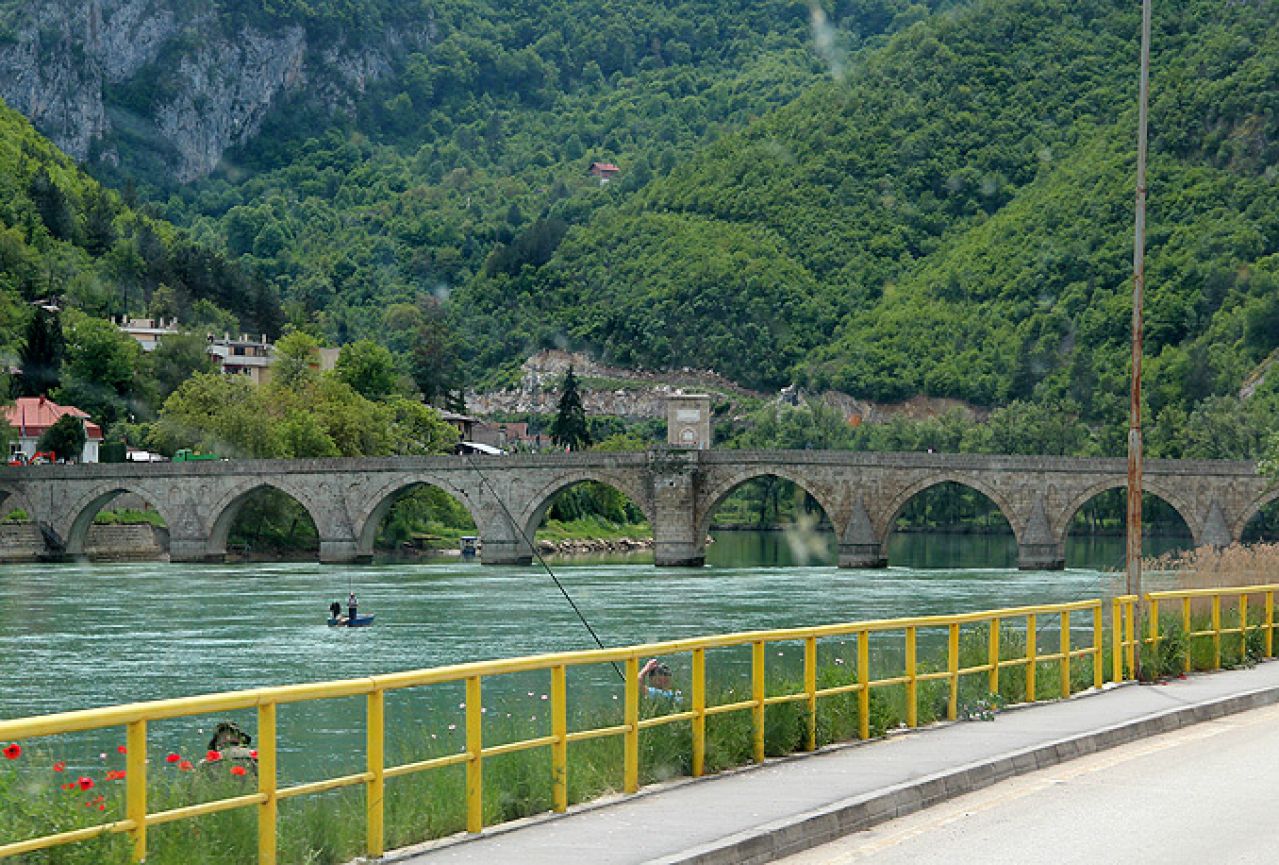 Most Mehmed paše Sokolovića pred urušavanjem