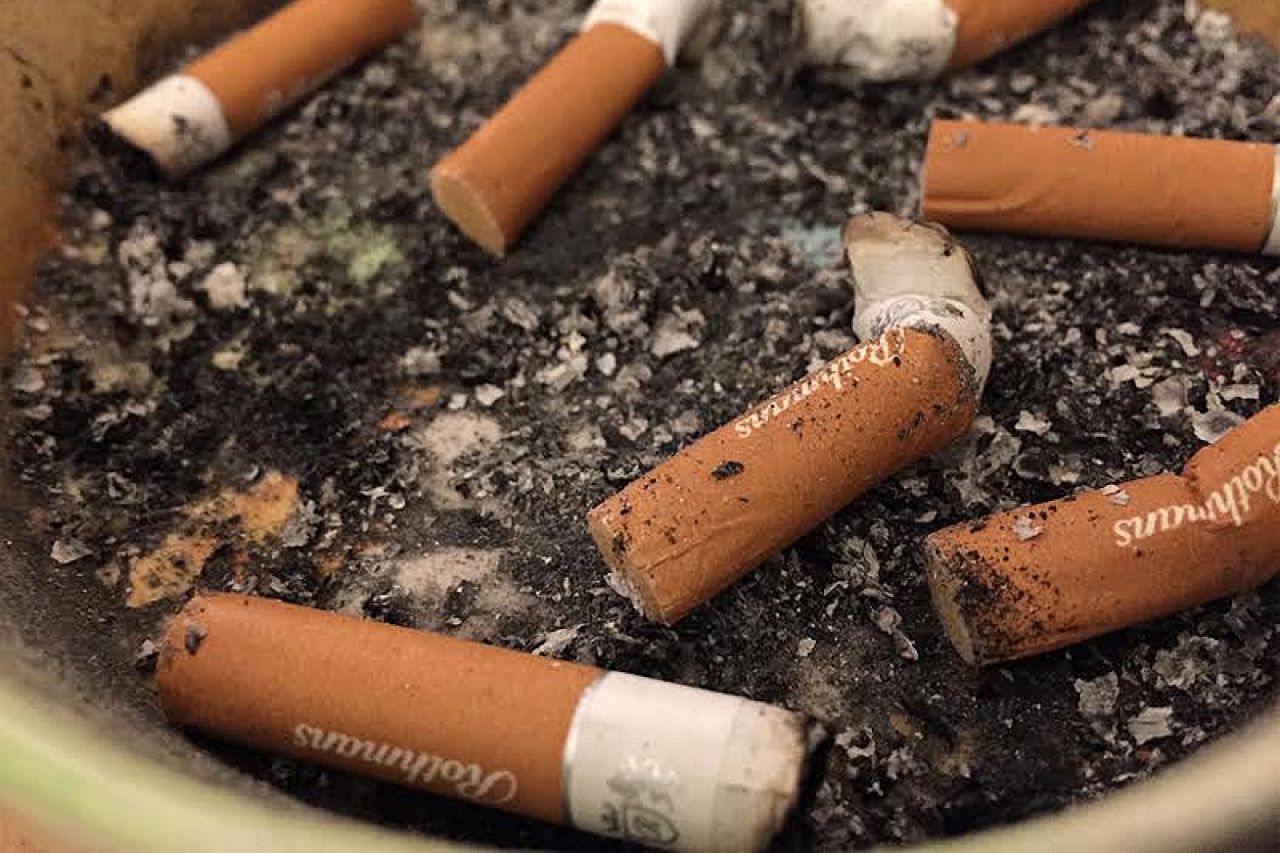 Zabranu pušenja na radnim mjestima podržava 70 posto ispitanika u FBiH