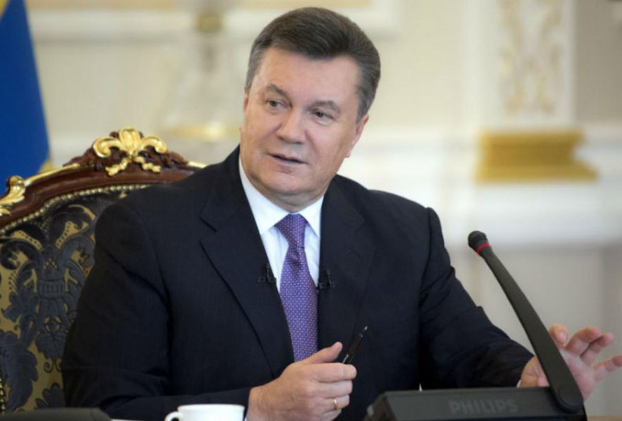 Janukovič traži od Trumpa da okonča rat na istoku Ukrajine