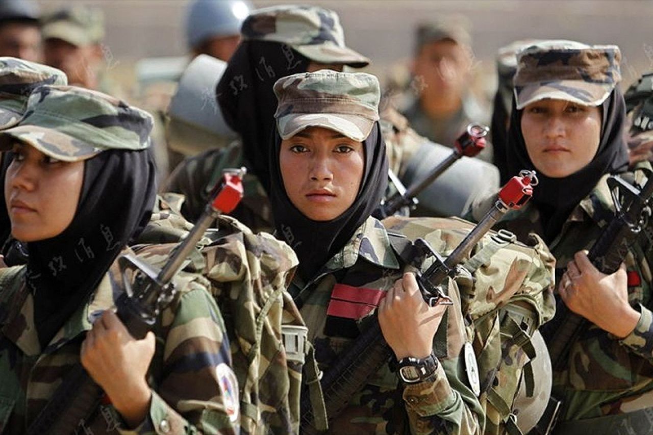 Turska vraća veo za žene u vojsci