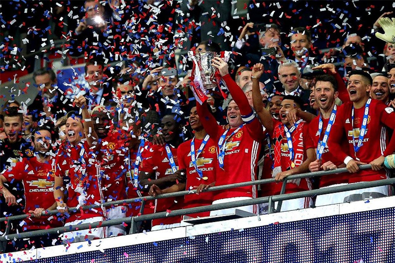 VIDEO | Manchester United osvojio Liga kup, dva gola Ibrahimovića
