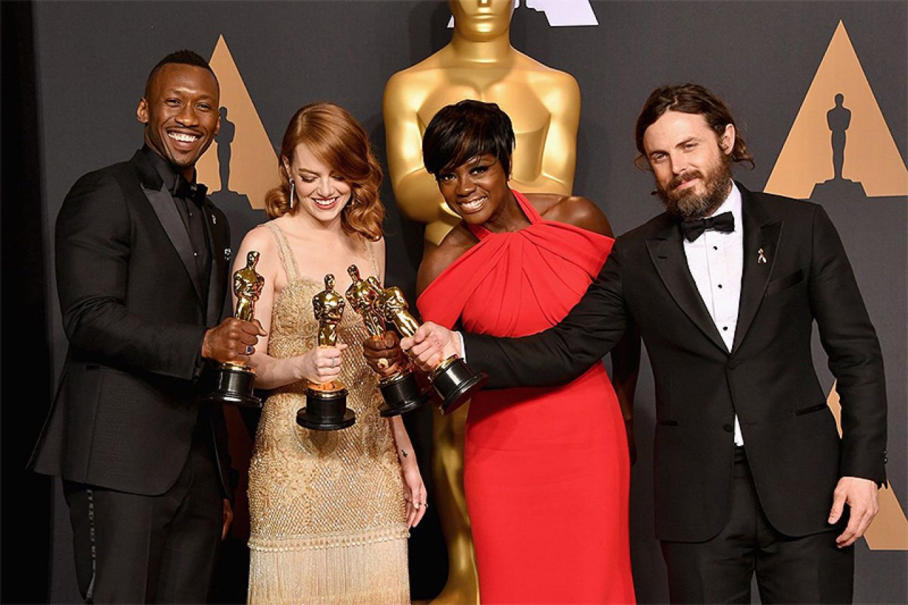 Oscar: Najbolji film ''Mjesečina'', najbolji glumci Casey Affleck i Emma Stone