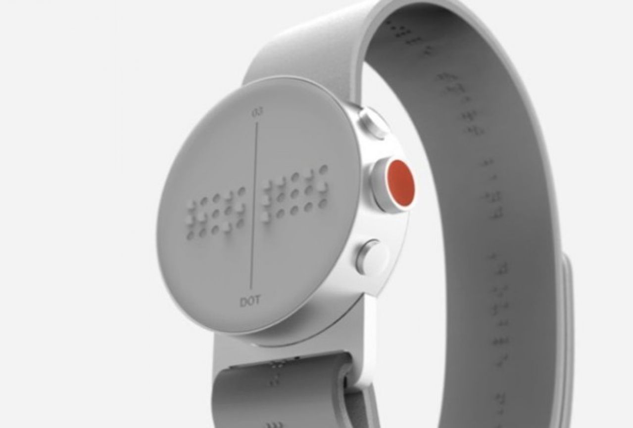 VIDEO | Napravljen prvi pametni sat na Brailleovom pismu