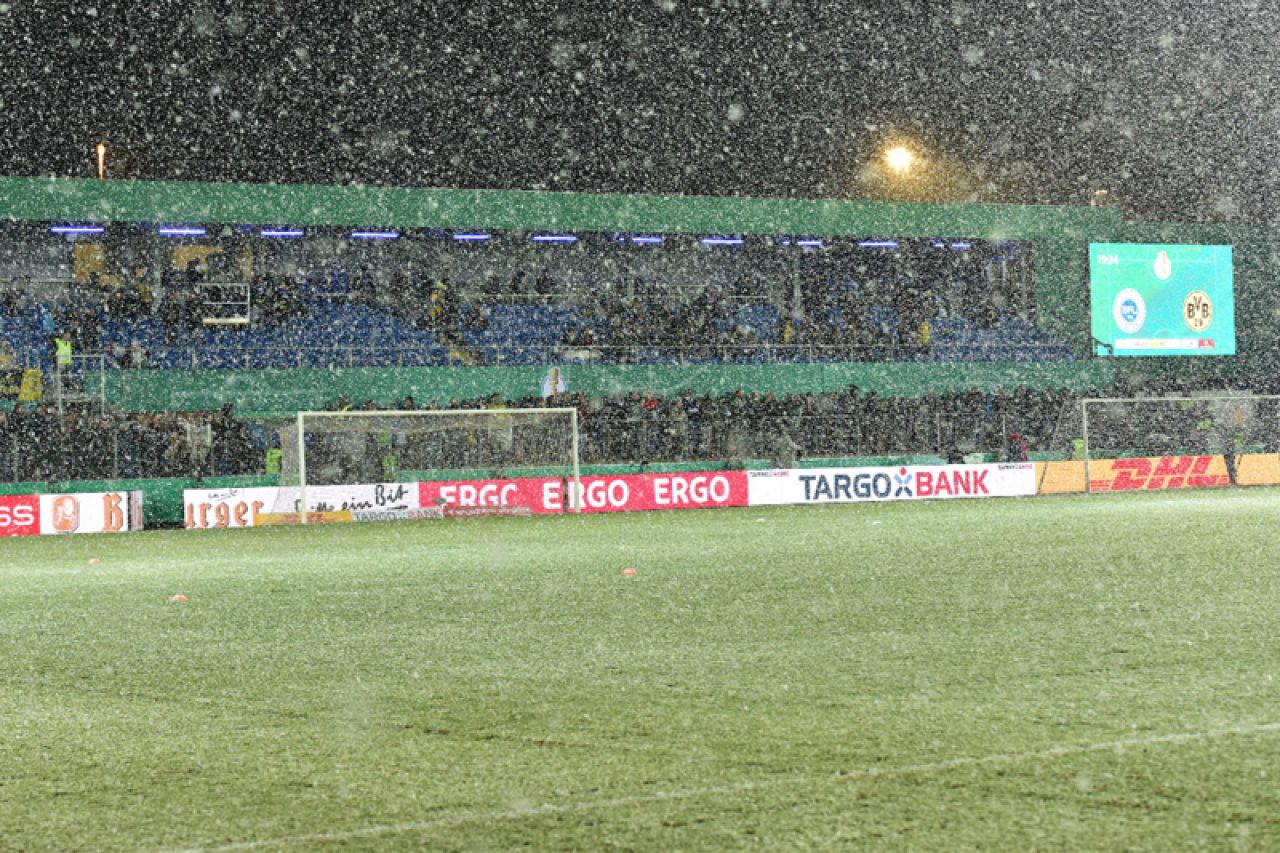Zbog snijega i blatnjavog terena otkazana utakmica njemačkog kupa
