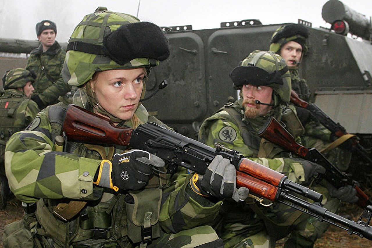 Švedska uvodi obavezno služenje vojnog roka