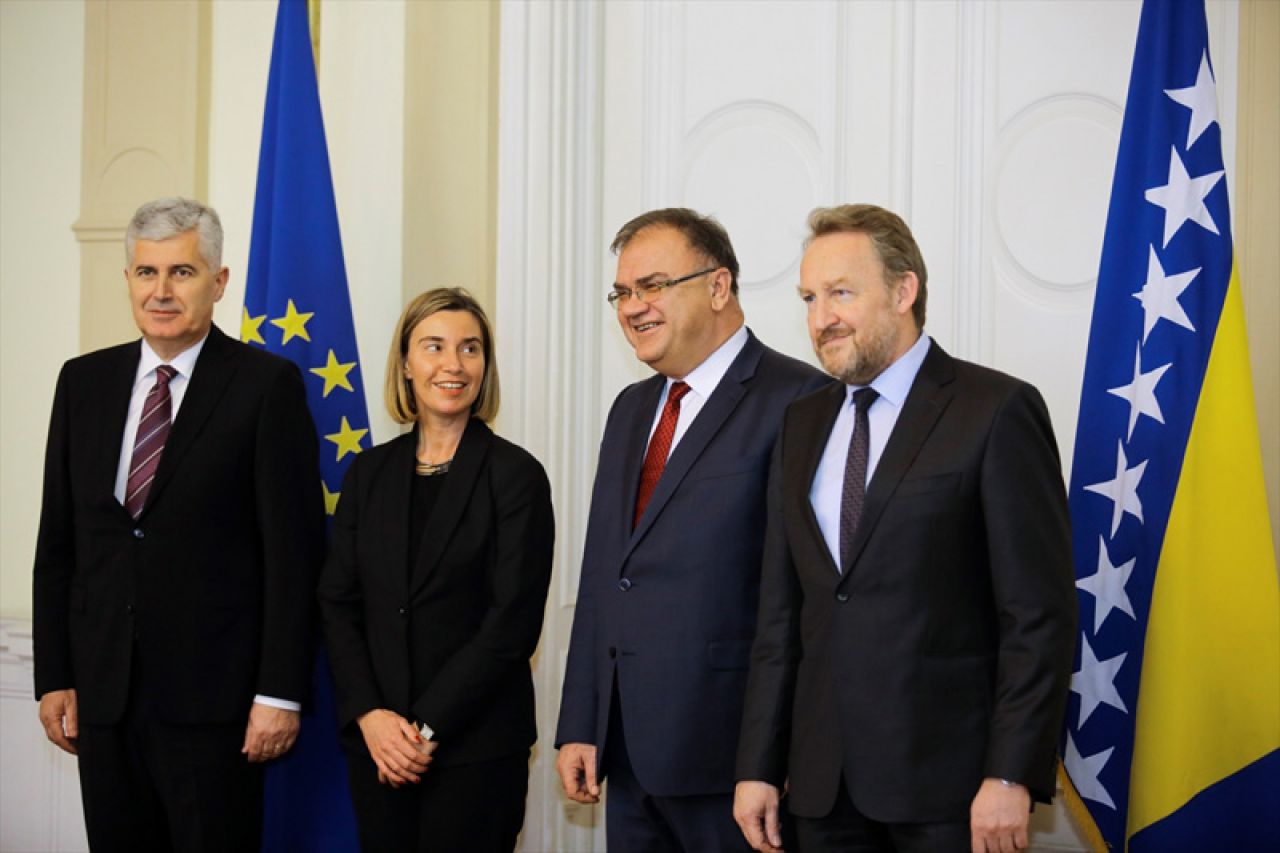 Susretom sa članovima Predsjedništva Mogherini počela posjetu BiH