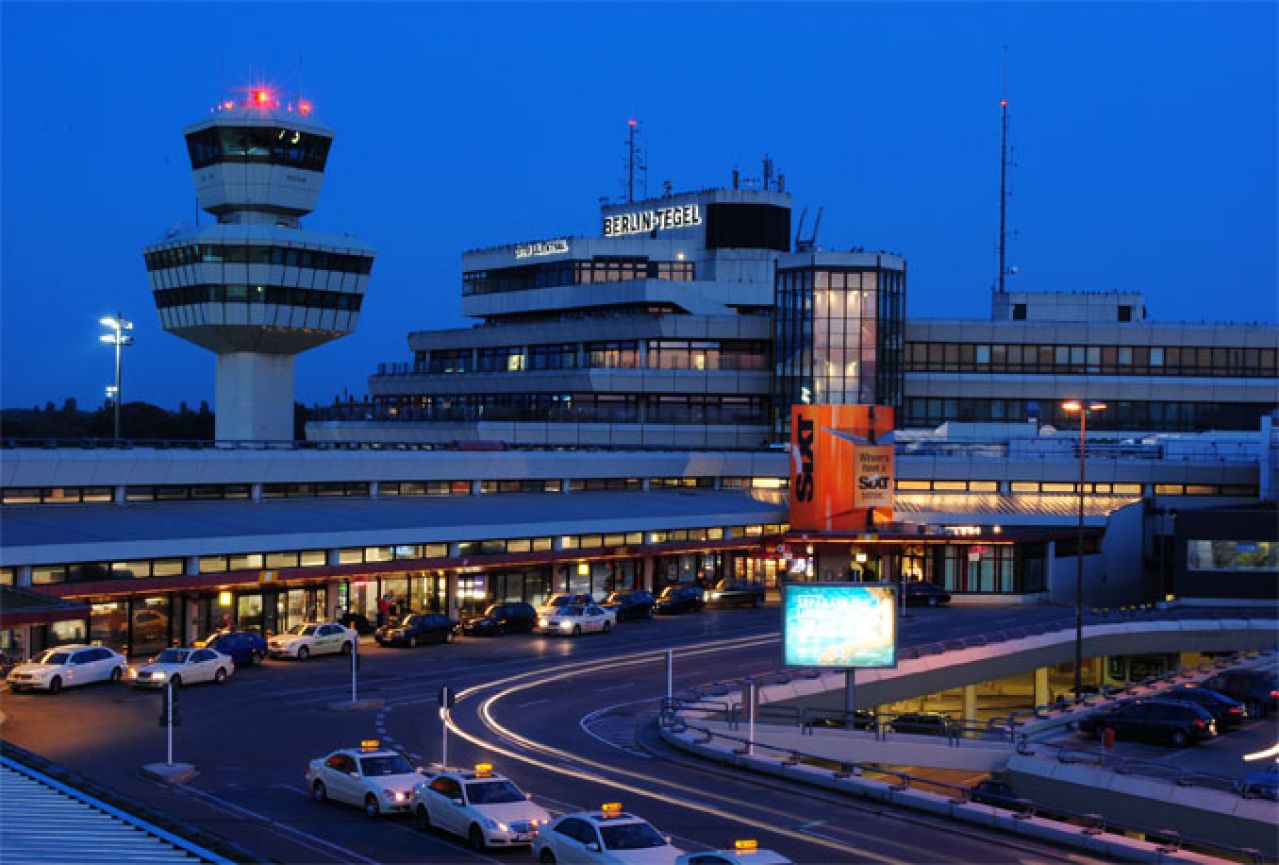 Štrajk u dvije berlinske zračne luke, svi letovi otkazani 
